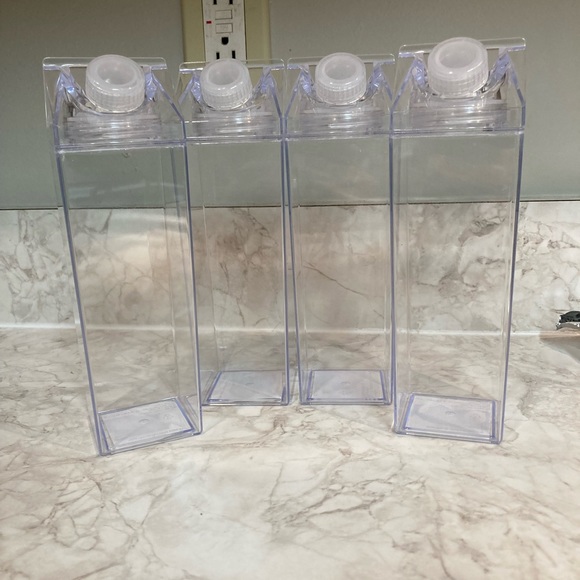 Milk Carton - Picture 3 of 11